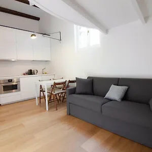 Apartment Sant'andrea Cozy, Milan